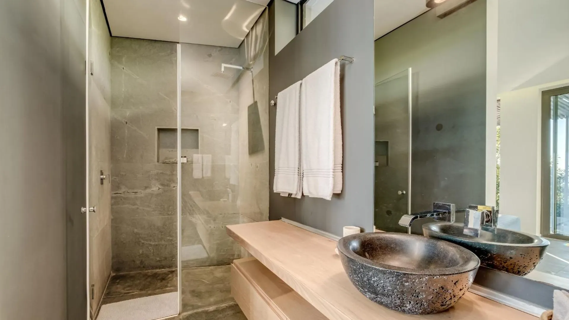 Coral Sea Apartment Cape Town