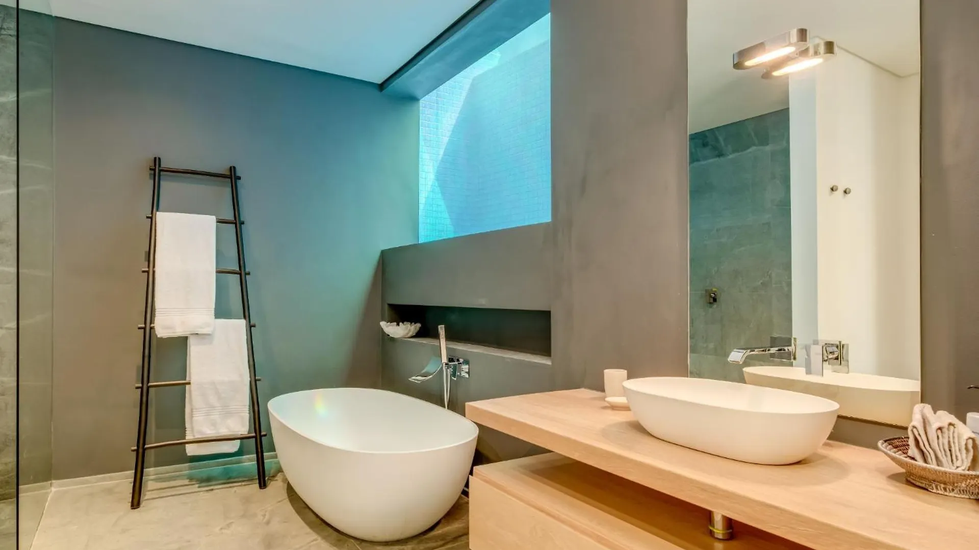 Coral Sea Apartment Cape Town